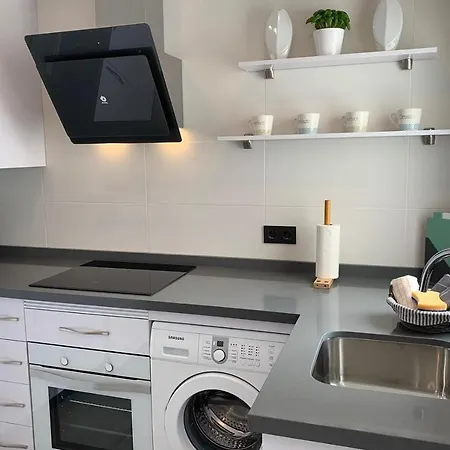 Lovely Modern Front Line Appartement Nerja